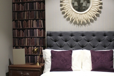 The One Tun Pub And Rooms,125/6 Saffron Hill,4 star