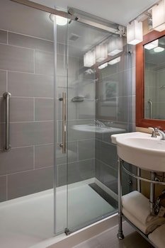 marriott saddle brook