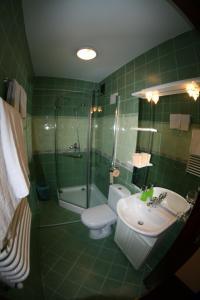 hotel daisy superior