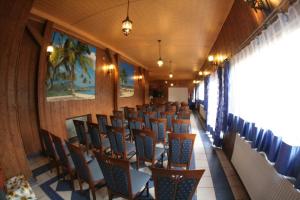 hotel daisy superior