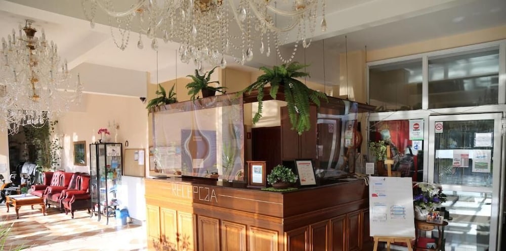 hotel daisy superior