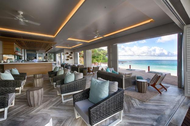 carana beach hotel