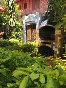 ocean breeze inn boracay