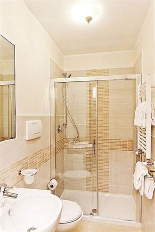 san lio tourist house