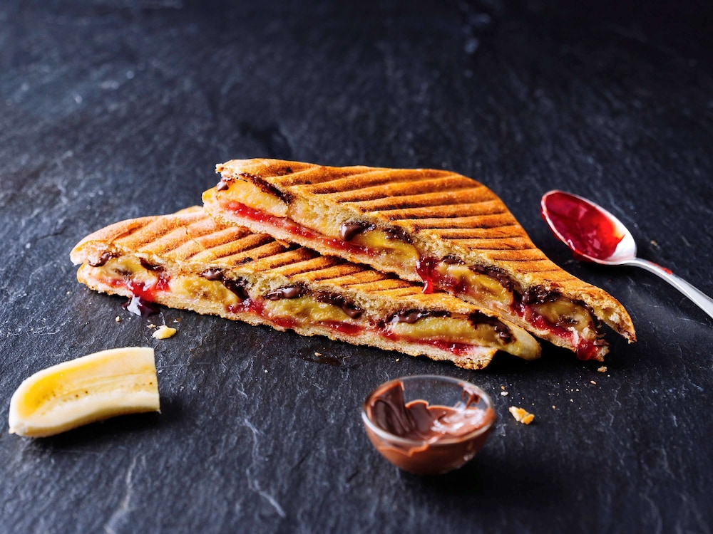 me and all hotel berlin east side by hyatt