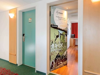 me and all hotel berlin east side by hyatt