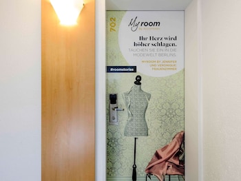 me and all hotel berlin east side by hyatt