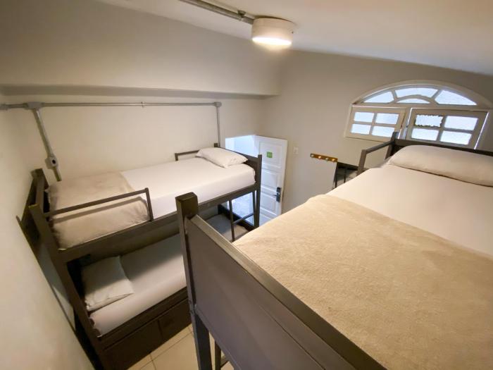 che lagarto copacabana hostel