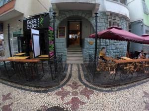 che lagarto copacabana hostel