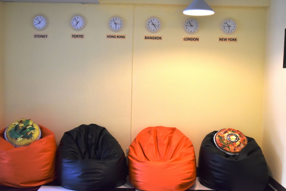 hide bangkok hostel
