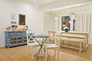 blue barcelona