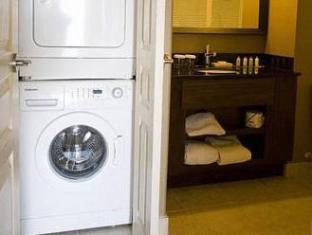 Sandman Signature Toronto Airport Hotel,Toronto>>Etobicoke,4 star