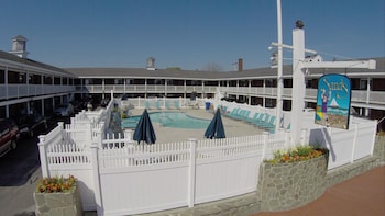 sands by the sea motel
