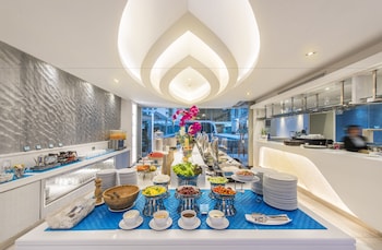 le tada parkview hotel