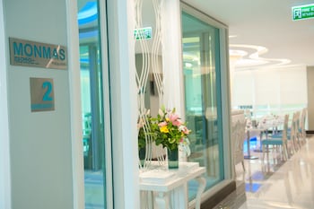 le tada parkview hotel