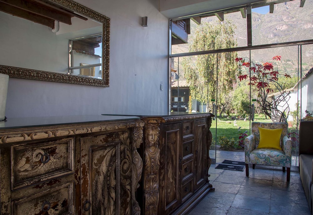 hotel and apartment rhouse calca