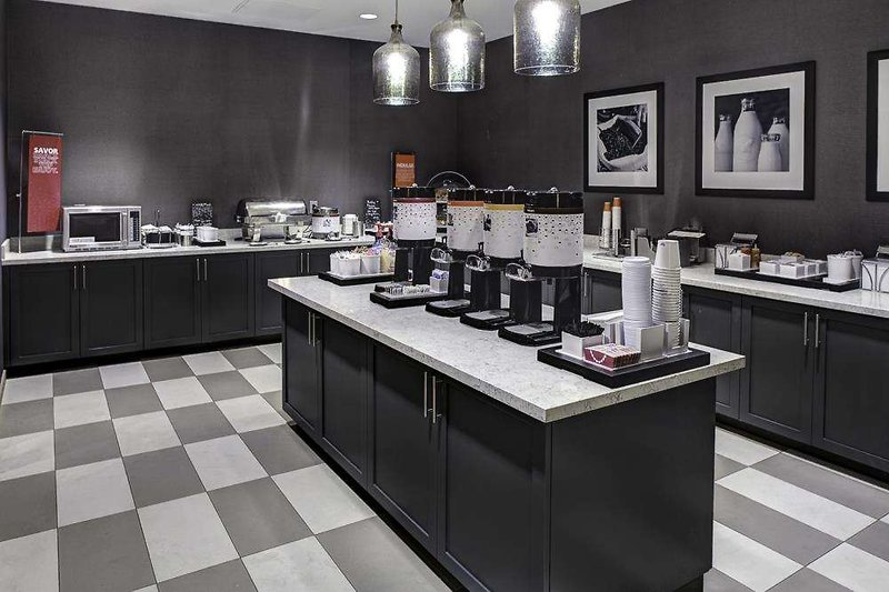 hampton inn and suites richmond downtown