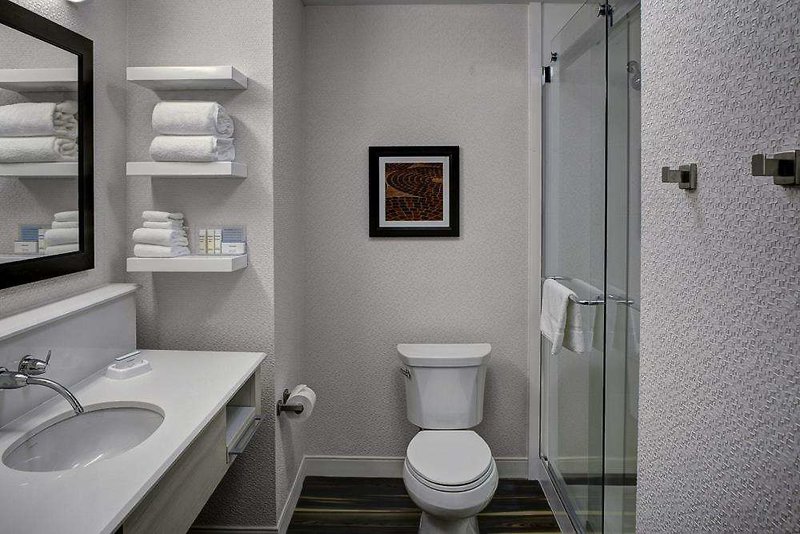 hampton inn and suites richmond downtown