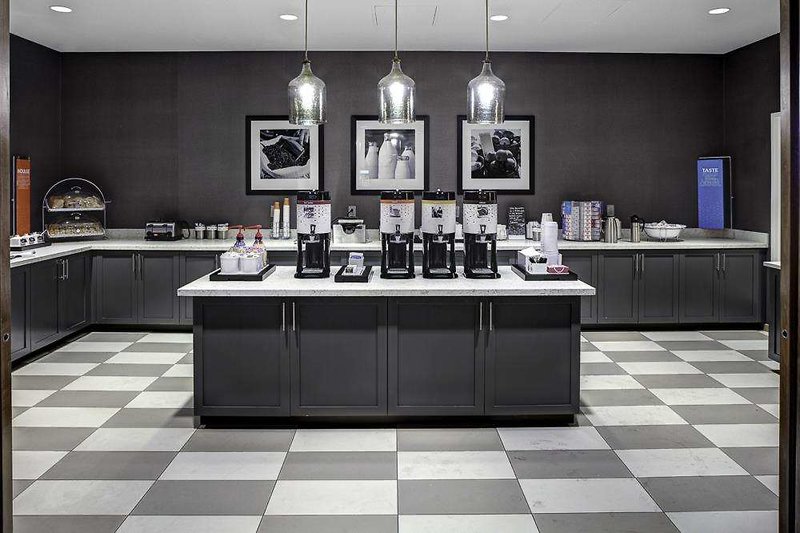 hampton inn and suites richmond downtown