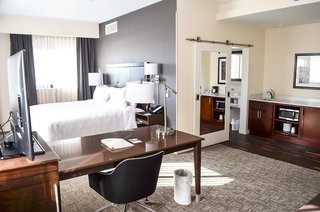 Hampton Inn & Suites Richmond - Downtown,Near Virginia State Capitol,3 star
