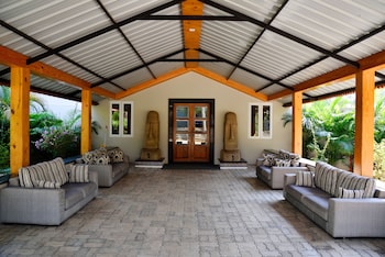 majestic beach comforts beachfront