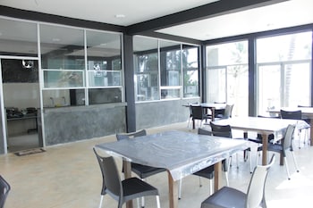 saara beach hotel