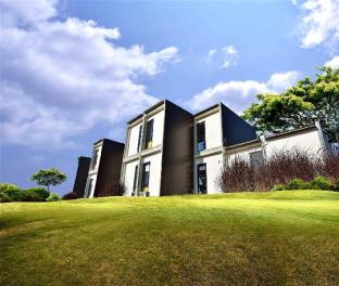 lakeview terrace resort pengerang
