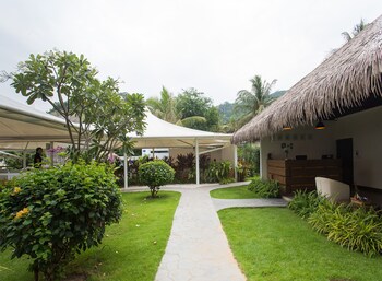 sanae beach hua hin