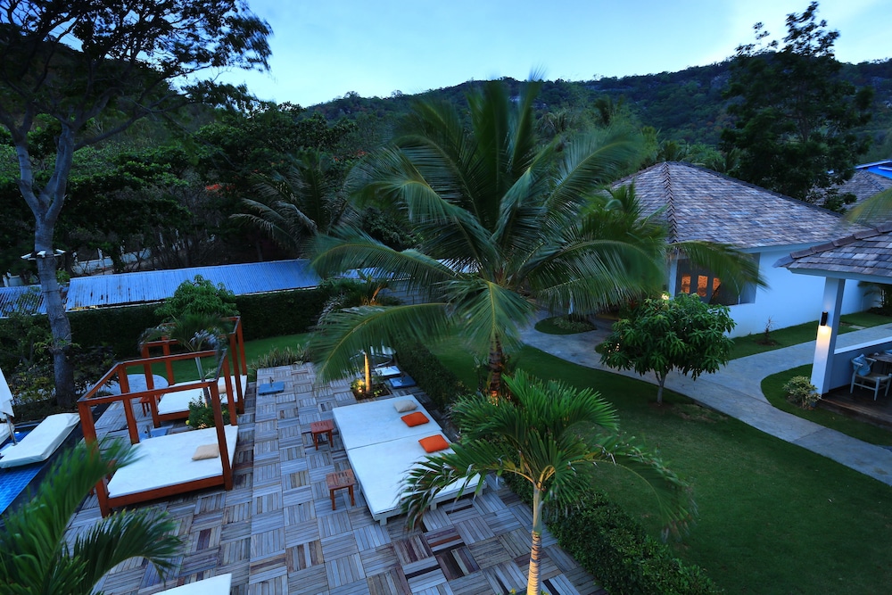 sanae beach hua hin