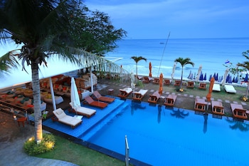 sanae beach hua hin