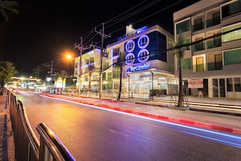bearpacker patong hostel