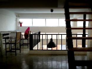 Ploy Hostel,Near Khao San Road,2 star