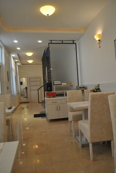 Villa Marija M L,Central Serbia>>Belgrade,3 star