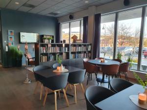 Hjorten Hotell Hitra,Holberg>>Hitra,3.5 star