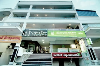 staayz premium gurgaon