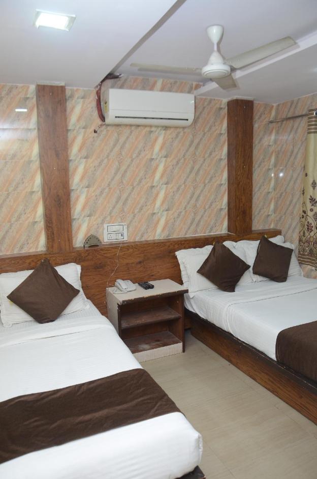 hotel sai leela residency