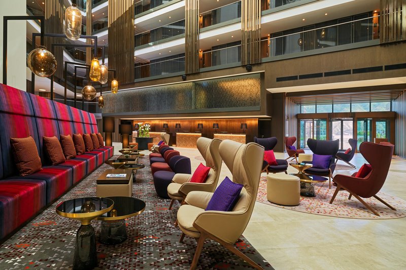 sheraton grand tbilisi metechi palace