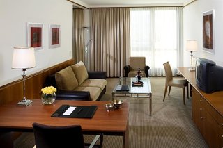 Sheraton Grand Tbilisi Metechi Palace,Georgia>>Old Tbilisi,5 star