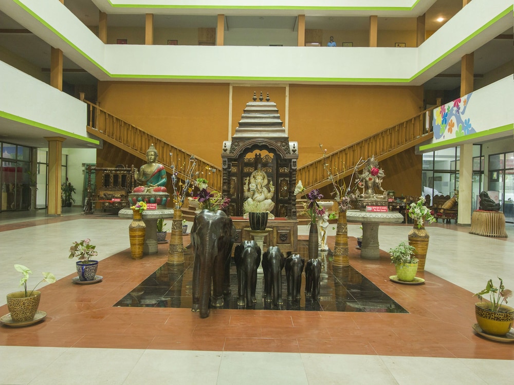 Sai Palkhi Niwara,Near Wet N Joy Water Park,3 star