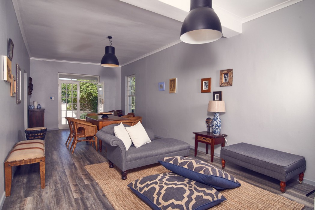 corner house residence