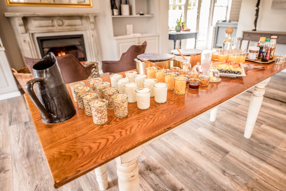 corner house residence