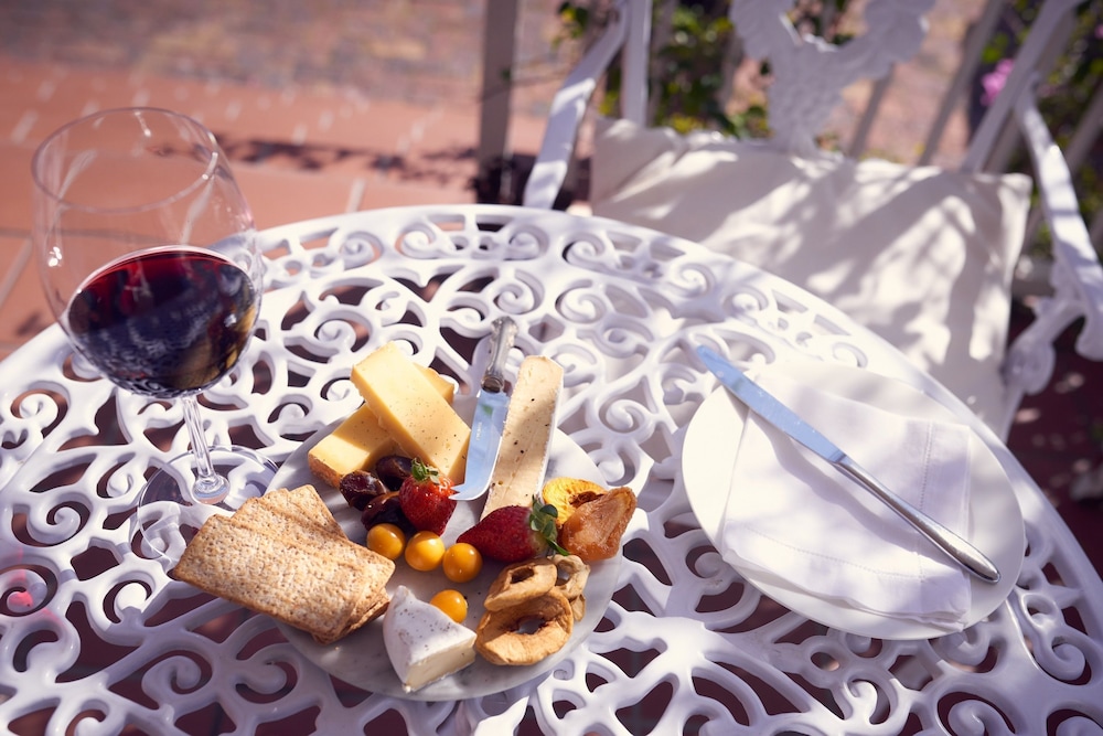 corner house residence