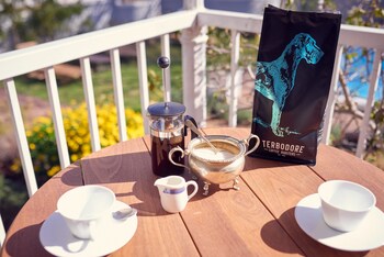 corner house residence