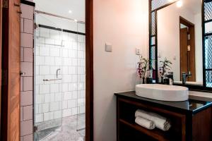 aquarius hotel and urban resort phnom penh