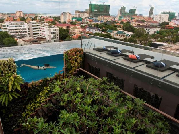 aquarius hotel and urban resort phnom penh