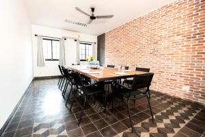 aquarius hotel and urban resort phnom penh
