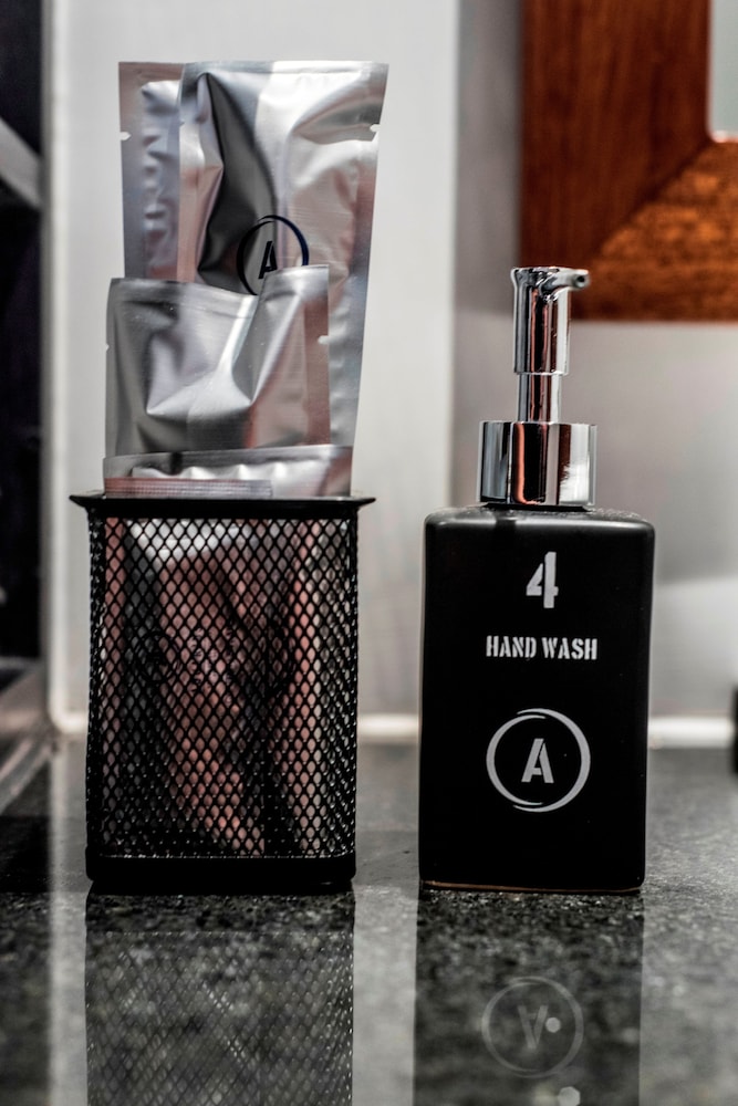 aquarius hotel and urban resort phnom penh