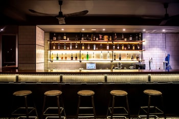 aquarius hotel and urban resort phnom penh