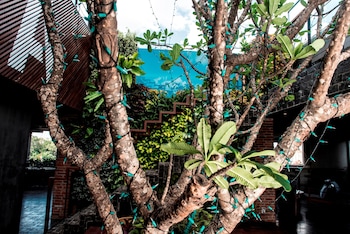 aquarius hotel and urban resort phnom penh