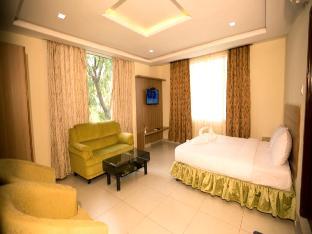 the garden asia resort mysore road